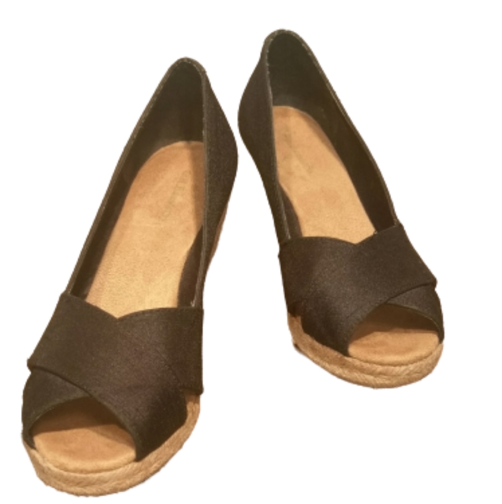 GH Bass Black Kailey Peep Toe Platform Wedges